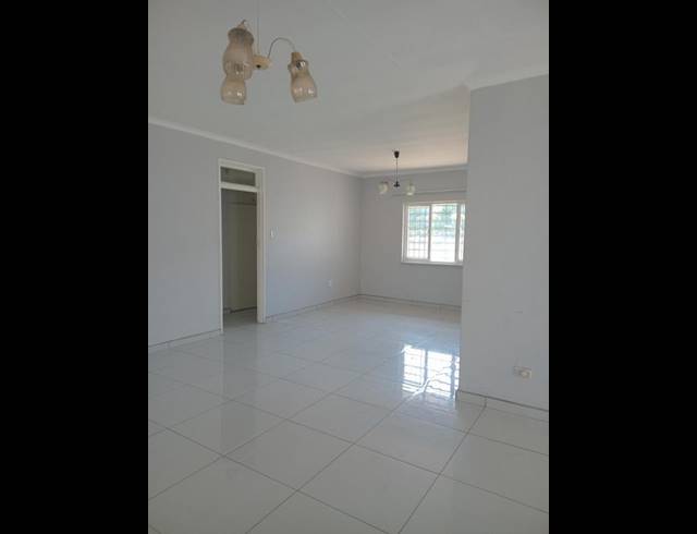 3 BEDROOM PROPERTY TO RENT IN ARBORETUM